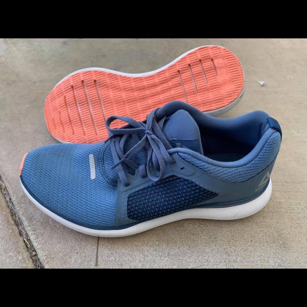 Reebok walking shoes. Bought new, worn mostly indoors ~20 times